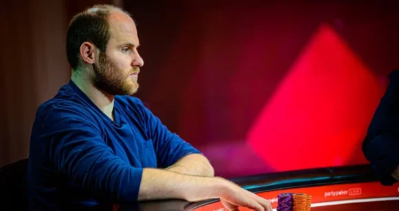 Sam Greenwood: "Aprendo com os erros. Infelizmente, com os meus"