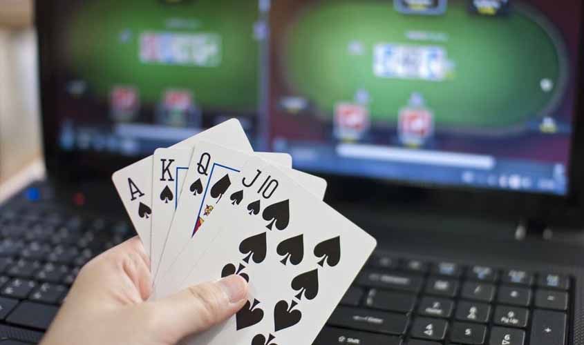 Encontre jogos de poker grátis e ganhe dinheiro