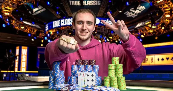 Quase desclassificado por recusar troca de fichas e outras notícias da WSOP 2025