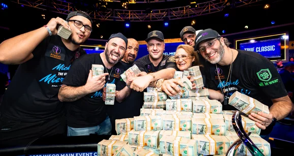 Veja quem foram todos os campeões da WSOP 2025