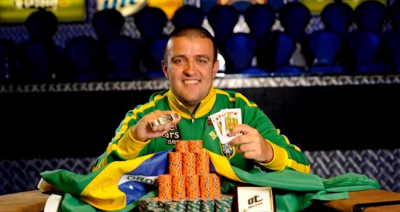 Os 41 braceletes brasileiros na WSOP: do pioneirismo de 2008 à era dos campeões online