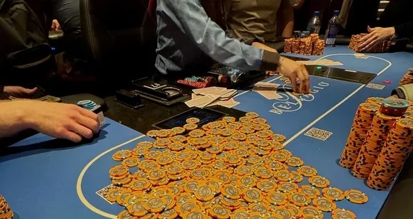 Especialista em Limit Hold'em responde perguntas: "É rápido, divertido e insano"