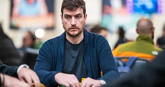 SCOOP PLO Main Event: habilidade e sorte ou habilidade e stack?
