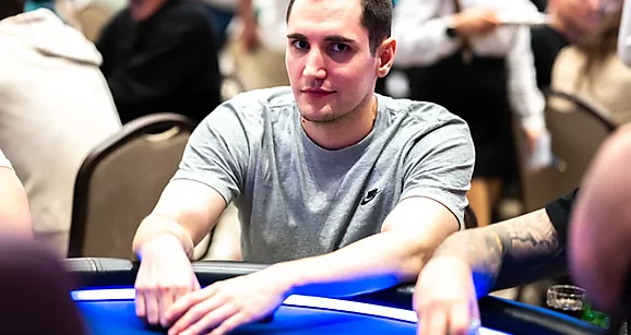 Bernhard Binder: "Nunca fiz parte de times de poker, sempre grindei por conta própria"