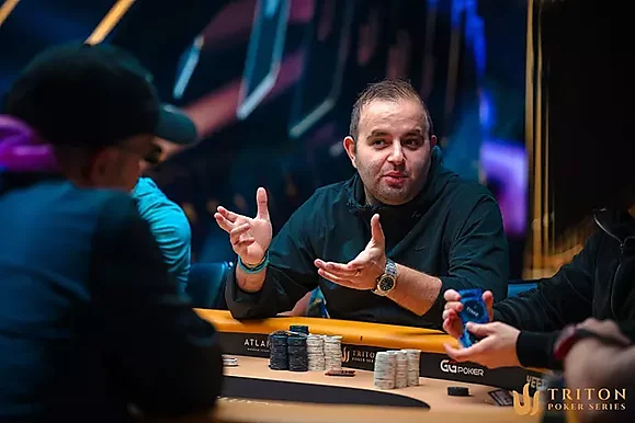 Kayhan Mokri fala sobre heads-up, solvers e não ter medo de parecer burro