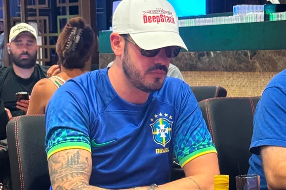 "Ou faço essa loucura agora ou nunca mais": empresário de BH larga rotina por 90 dias para viver de poker em Las Vegas