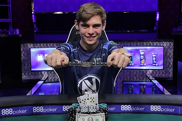 Fedor Holz dá três dicas para quem quer se tornar jogador profissional de poker