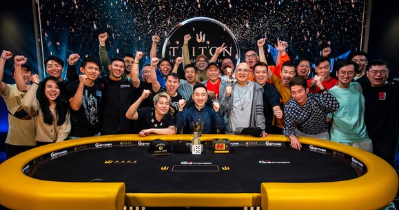 Webster Lim vence o evento inicial da Triton Poker Super High Roller Series no Vietnã e leva $965.000; brasileiro consegue um ITM