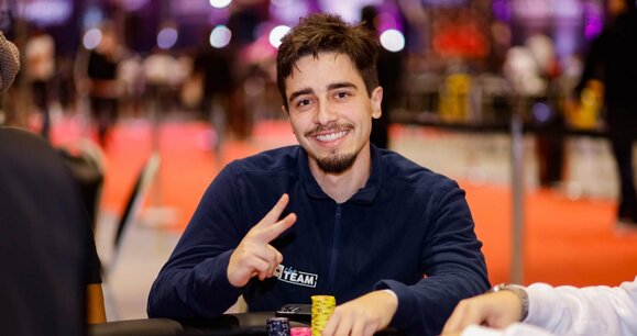 Melhores da Semana: Felipe Ketzer forrando no EPT e o primeiro grande resultado de aplicativo