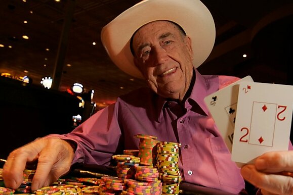 Mãos Históricas XVIII: Doyle Brunson e o imortal 10-2.
