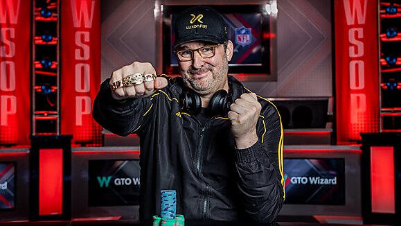 Phil Hellmuth ganha 17º bracelete da WSOP