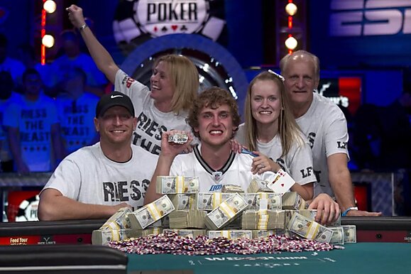 "O melhor do mundo", a história do jogador que ganhou o ME da WSOP na primeira tentativa