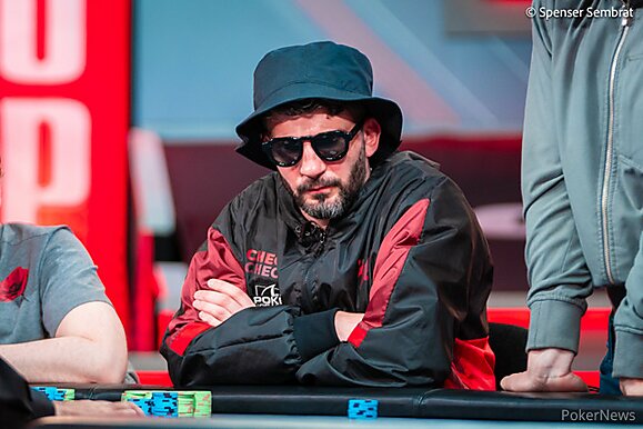 Veterano do Spin versus regular da velha guarda: o heads-up de um torneio de $25.000