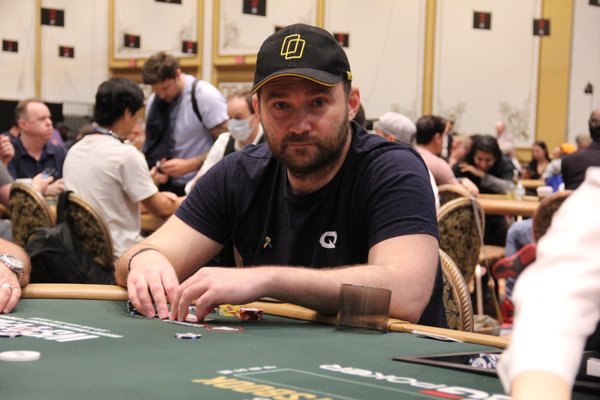 Depois de escapar dos horrores da guerra, Eugene Katchalov retorna para a WSOP