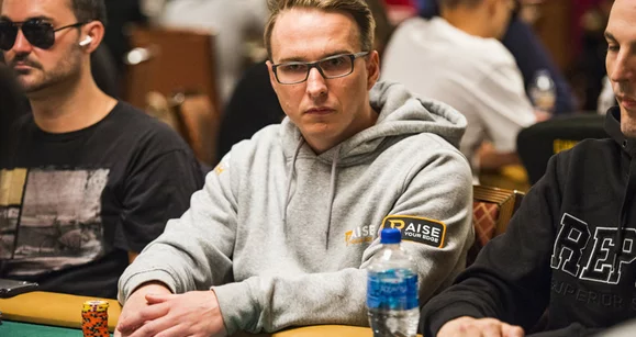 Bencb: “Homens têm vantagem no poker em relação às mulheres”