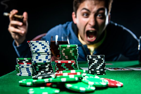 Como jogar contra maníacos? Phil Galfond responde