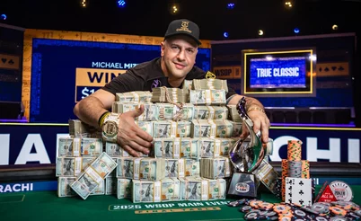 Michael Mizrachi faz história na WSOP 2025: vitória no Main Event e entrada imediata no Hall da Fama do Poker