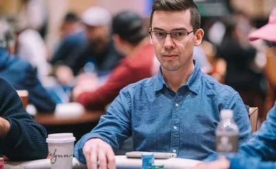 Kevin Rabichow: "A maioria dos jogadores de MTT não estuda heads-up"