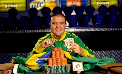 Os 41 braceletes brasileiros na WSOP: do pioneirismo de 2008 à era dos campeões online