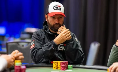 Notícias rápidas: Negreanu doa uniforme de "Round 6" para fã, luto no poker e jogador condenado à prisão