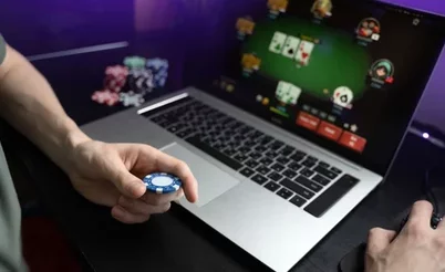Os trapaceiros ameaçam o poker online? Reddit debate e nosso especialista decide