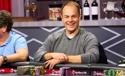 O melhor fold da história ou uma jogada padrão?