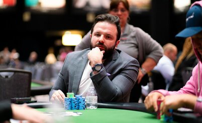 Vitor Dzivielevski conquista 25º bracelete do Brasil na WSOP