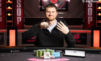 Depois de quase não jogar evento, David Peters vence primeiro High Roller da WSOP 2022