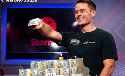 Relembrando a WSOP 2022: Campeão do Main Event que perdeu o patrimônio com criptomoedas e o tiroteio que não aconteceu