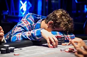 Alfinetadas e discussões inúteis de poker no Reddit
