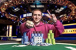 Quase desclassificado por recusar troca de fichas e outras notícias da WSOP 2025