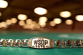 Os braceletes da WSOP são menos valiosos e prestigiosos em 2025?