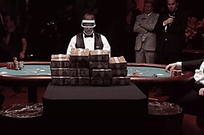 Mãos Históricas: Chris Moneymaker x Sam Farha