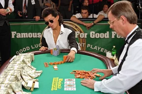 "You call, it’s gonna be all over, baby”: Scotty Nguyen e a histórica vitória na WSOP de 1998
