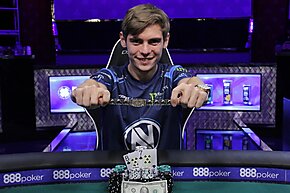Fedor Holz dá três dicas para quem quer se tornar jogador profissional de poker