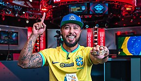 Com direito a "ramirada", Rafael Reis conquista primeiro bracelete do Brasil na WSOP 2023