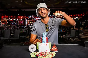 Phil Ivey conquista seu décimo primeiro bracelete da WSOP