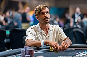 Antes de voltar ao Brasil, Yuri fala sobre pote de $120 mil com Phil Ivey em Vegas e diz que vai jogar mais cash no ano que vem